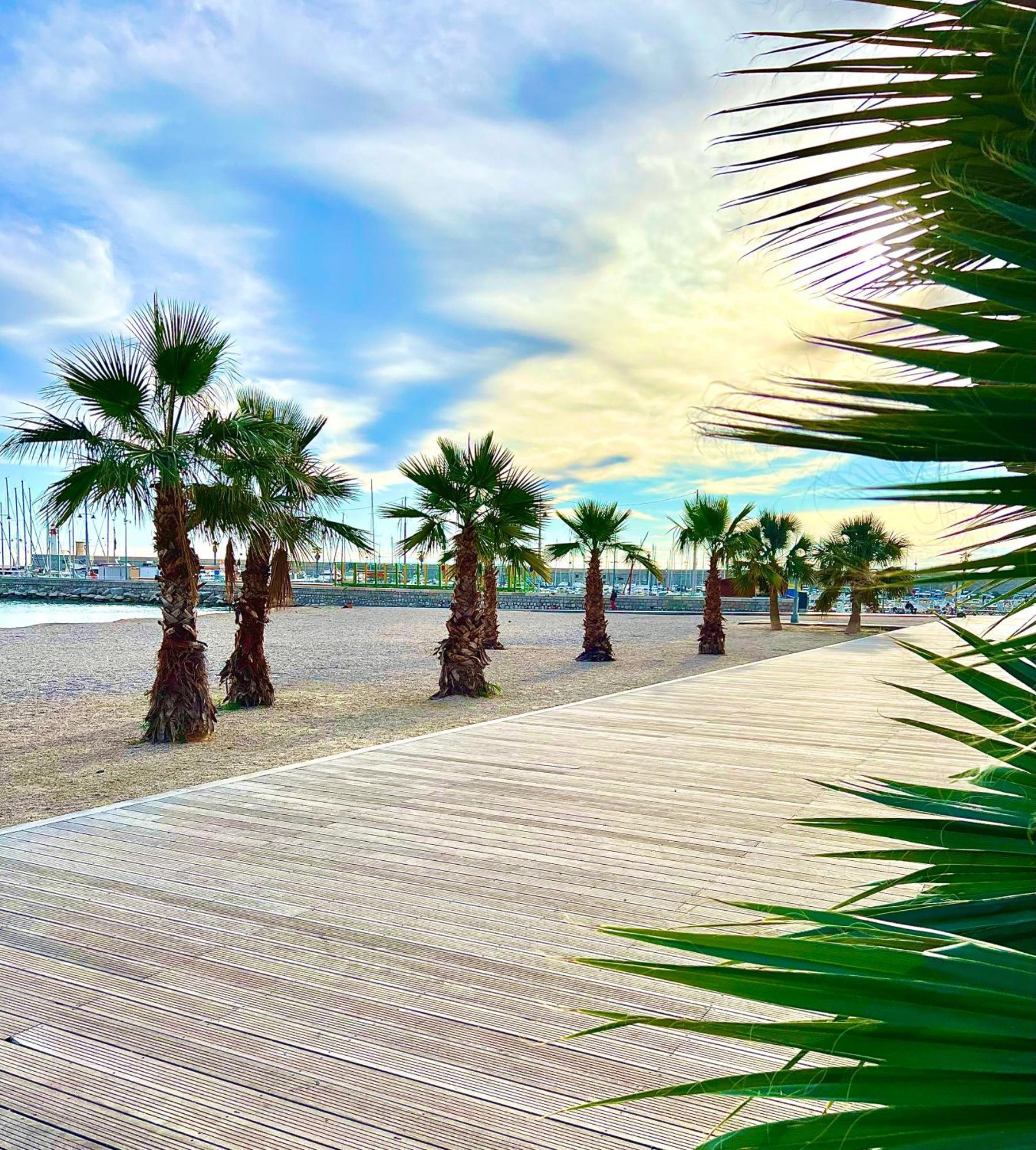 Magnifique Duplex Vue Mer Menton Bagian luar foto