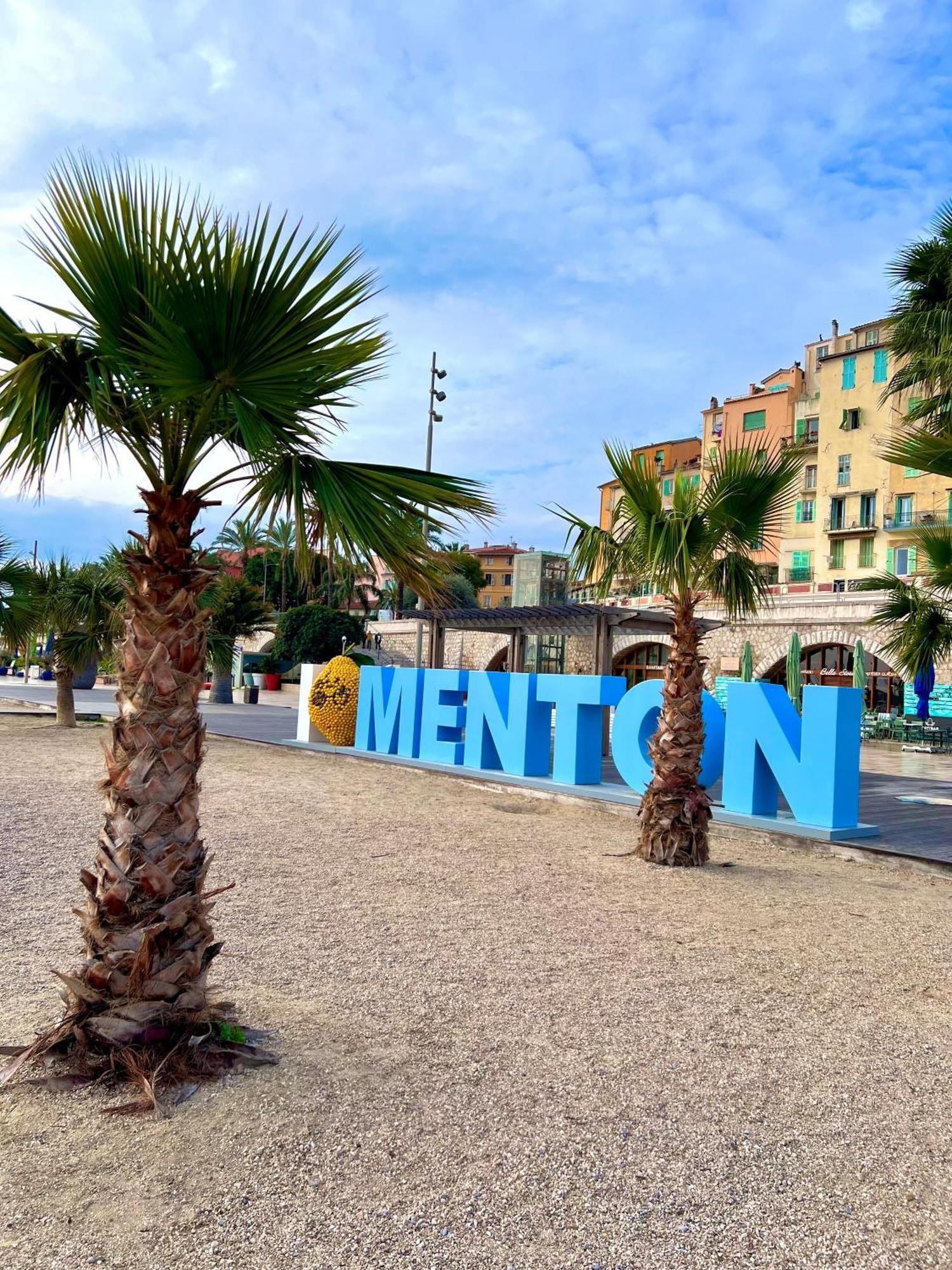 Magnifique Duplex Vue Mer Menton Bagian luar foto