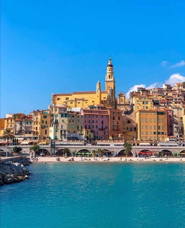 Magnifique Duplex Vue Mer Menton Bagian luar foto